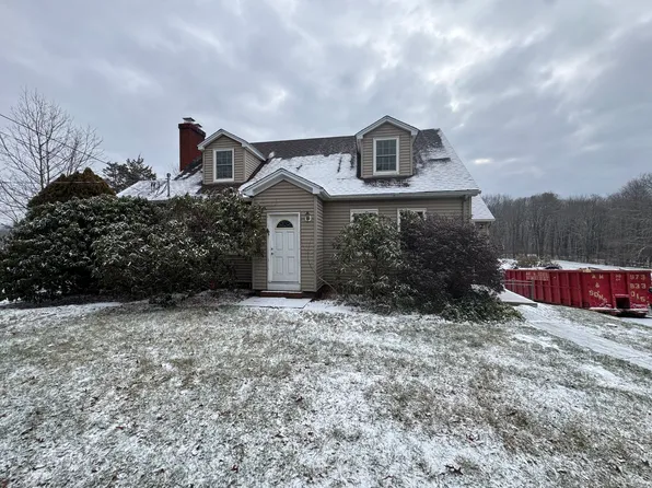 384 Union Valley Rd, Newfoundland, NJ 07435