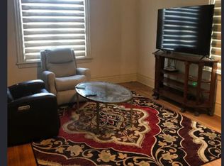 1555 S 20th St FLOOR 1, Lincoln, NE 68502
