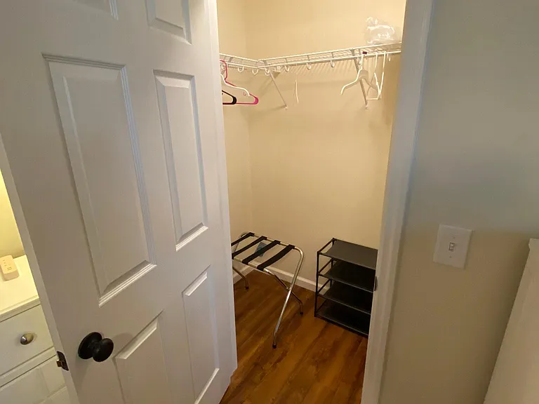 2094 Fieldcrest Dr — Photo 15