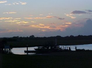 41 Cusabo Rd, St Helena Is, SC 29920