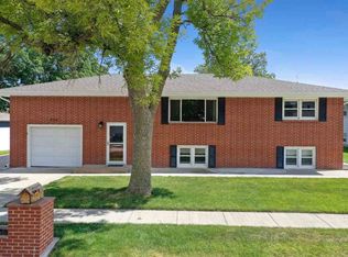 3115 33rd St, Columbus, NE 68601
