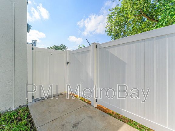 4th image of 4009 E Bird St APT C