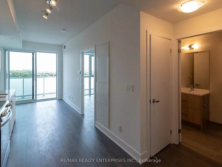188 Fairview Mall Dr #908 — Photo 8
