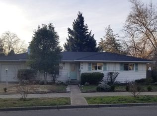 548 Eastwood Dr, Medford, OR