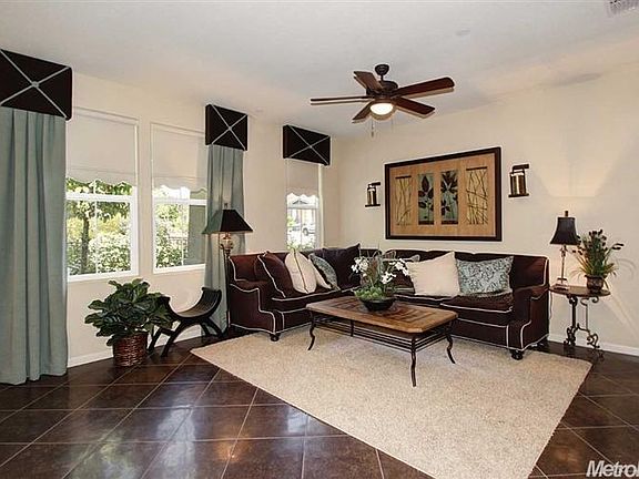 3rd image of 313 Blossom Rock Ln