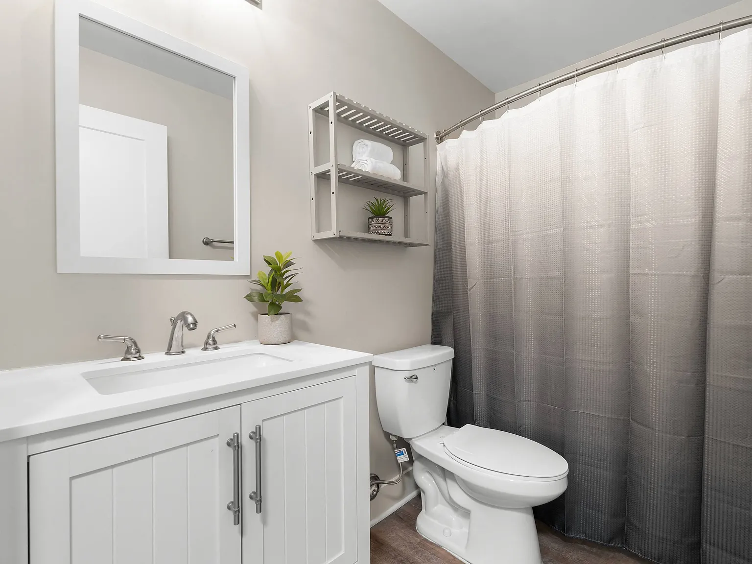 Westlake Place Apartments — Photo 4