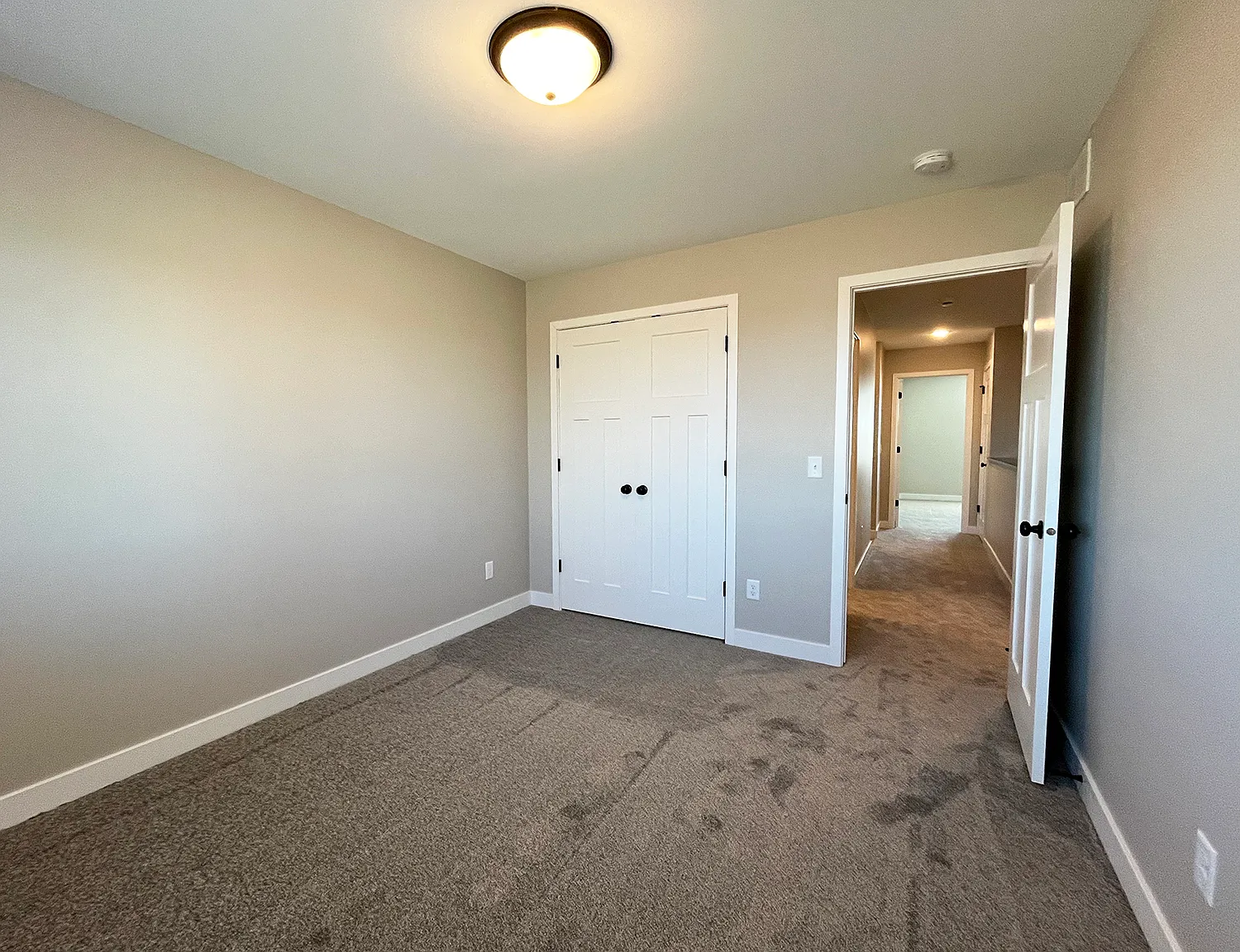 Wolf Point Townhomes — Photo 4