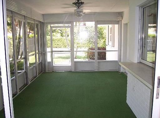 3rd image of 824 Oyster Ln W