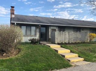 913 Kirkwall Dr, Akron, OH