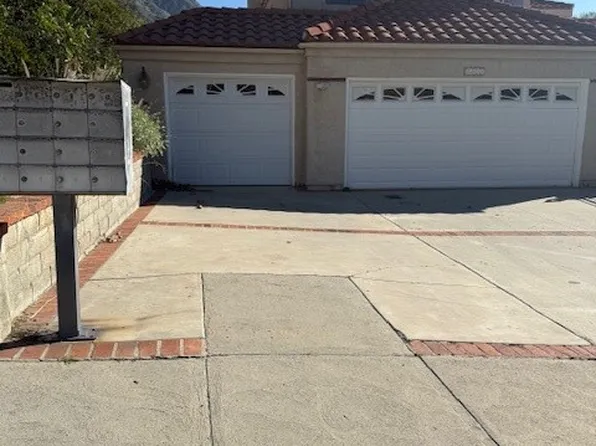 12506 Rajah St, Sylmar, CA 91342
