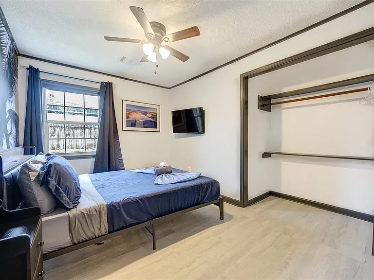 12434 Mylla St — Photo 19