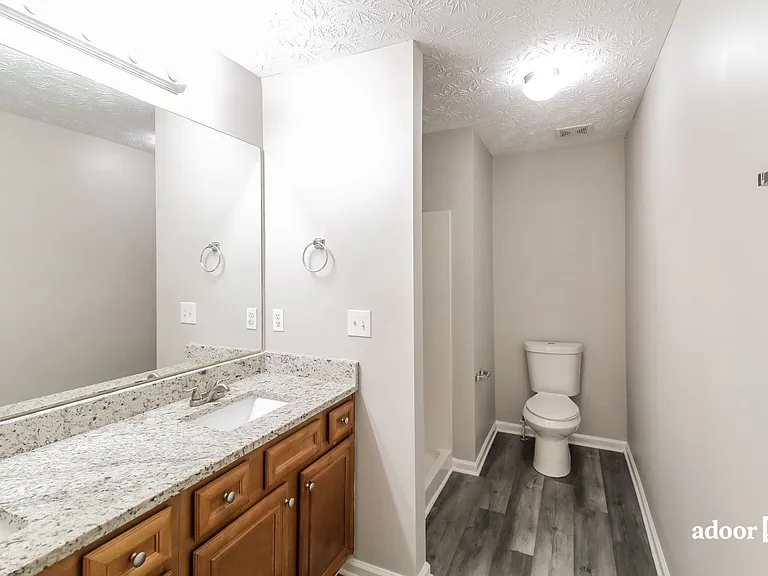 1133 McConaughy Ct — Photo 10