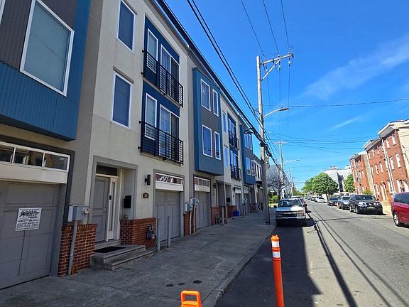 2nd image of 606 W Jefferson St