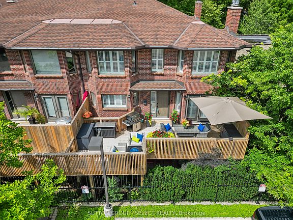 2nd image of 152 Albert St #14