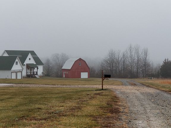 5th image of 663 Emerald Valley Ln