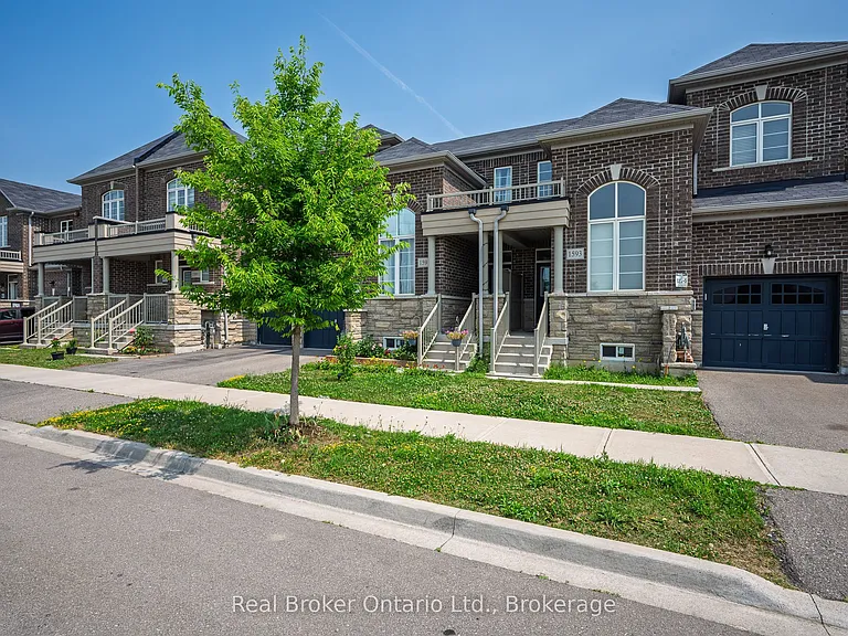 1593 Chretien St — Photo 4