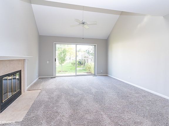 4th image of 4545 Burnham Dr Unit 4545