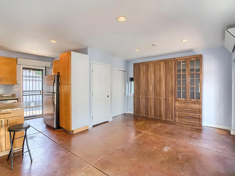 Very nice Murphy bed - space saver.