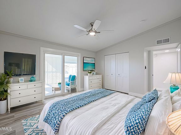 4th image of 10546 W OAKMONT Drive