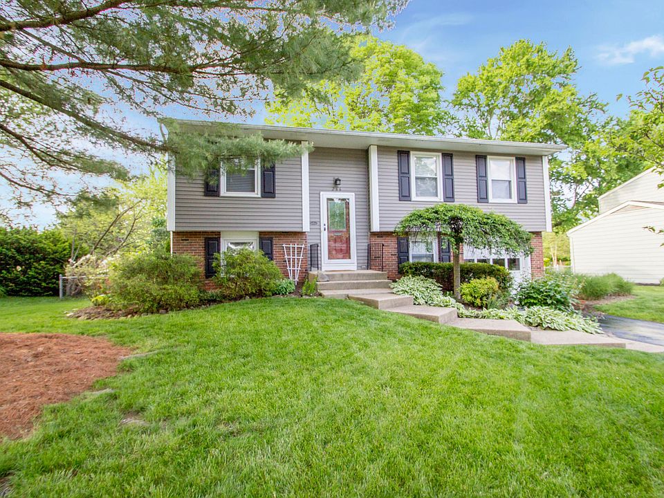 1st image of 266 Oak Hill Dr