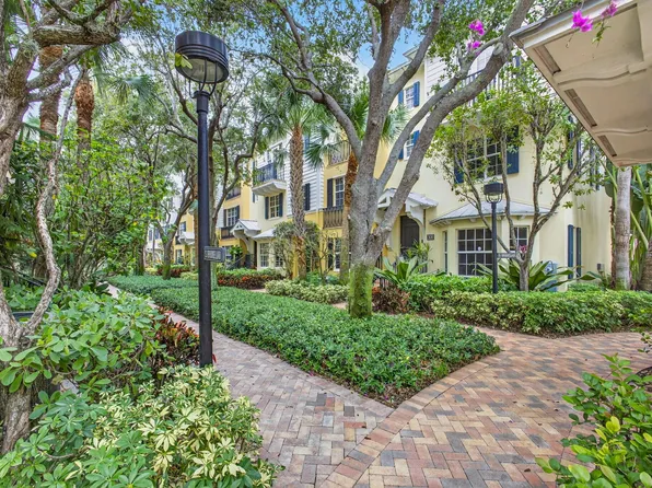 316 N Bromeliad, West Palm Beach, FL 33401