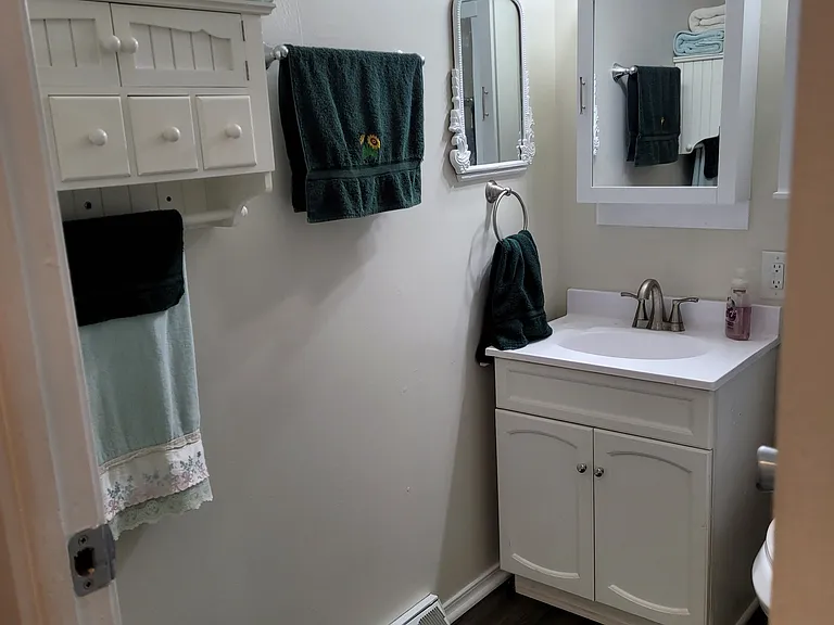 920 Princeton Dr — Photo 15