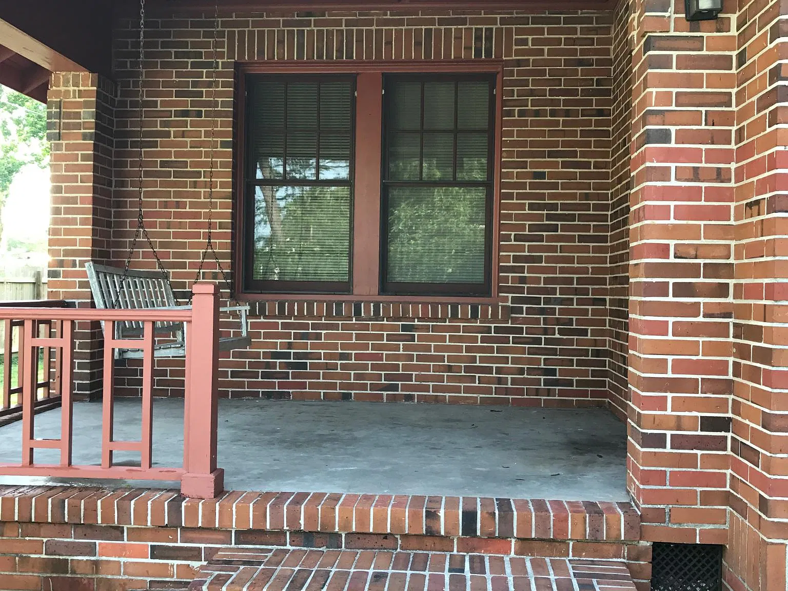 2 bed, 1300 sqft, $2,100 — Photo 2
