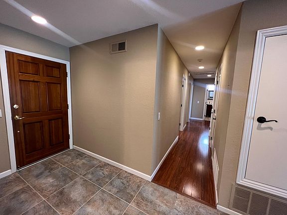4th image of 1262 Avenida Loma Vis