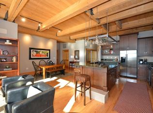 541 E Erie St #4152, Milwaukee, WI 53202
