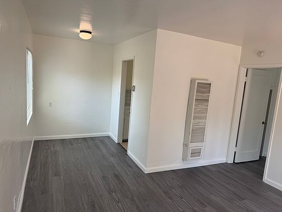 2nd image of 4476 52nd St
