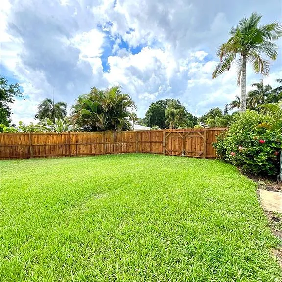 4215 NE Carrol Ct — Photo 31