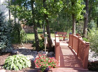 3166 Stillriver Dr, Howell, MI 48843