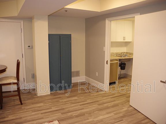 5th image of 312 W Cork St