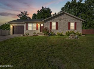 10817 Dorton Dr, Louisville, KY 40272