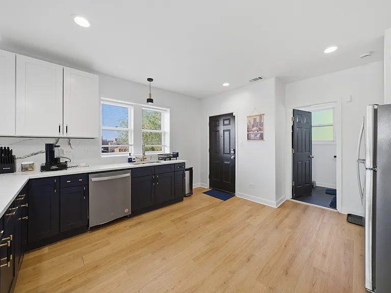 7435 S Euclid Ave #1 — Photo 13