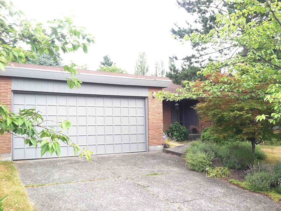 1st image of 10420 23rd Ave NE
