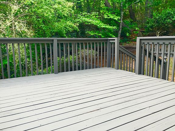 4th image of 859 Cedar Bluff Ct