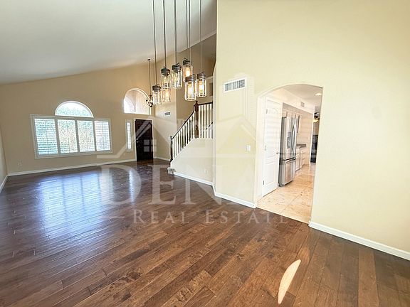 5th image of 19413 N 37th Way