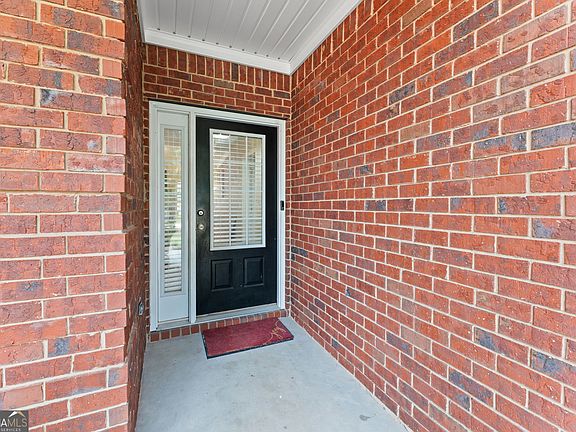 4th image of 204 Galloway St