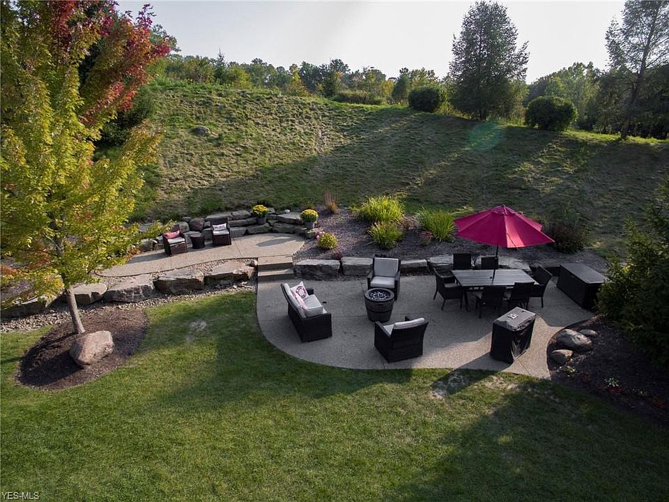 1st image of 16935 Knolls Way