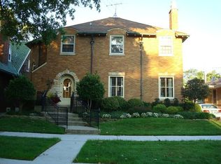 10416 S Bell Ave, Chicago, IL
