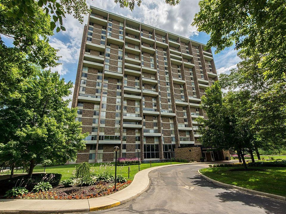 1st image of 1000 Urlin Ave APT 211