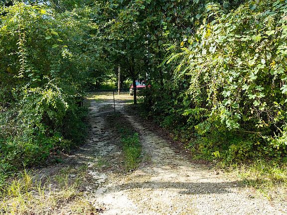 2nd image of 14524 208th St