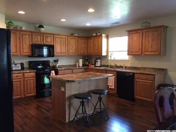 3rd image of 2768 W Willow Dr