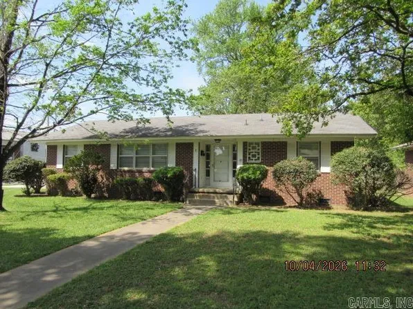 1 Timothy Ln, Conway, AR 72034