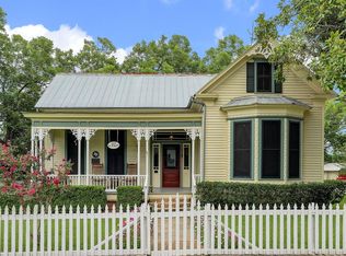 209 N Rusk St, Fayetteville, TX 78940