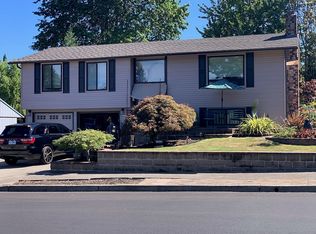 1692 SW Mawrcrest Ave, Gresham, OR 97080