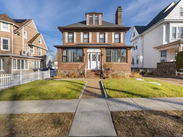 307 N Fulton Avenue, Fleetwood, NY 10552