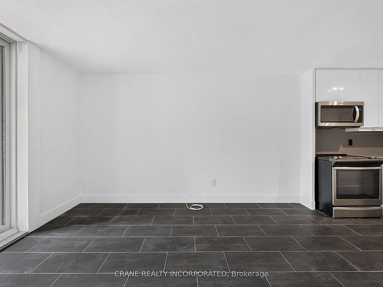 40 Homewood Ave #210 — Photo 11