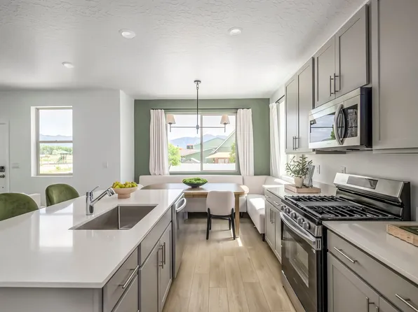 1925 N First Love Dr #4566, Saratoga Springs, UT 84045